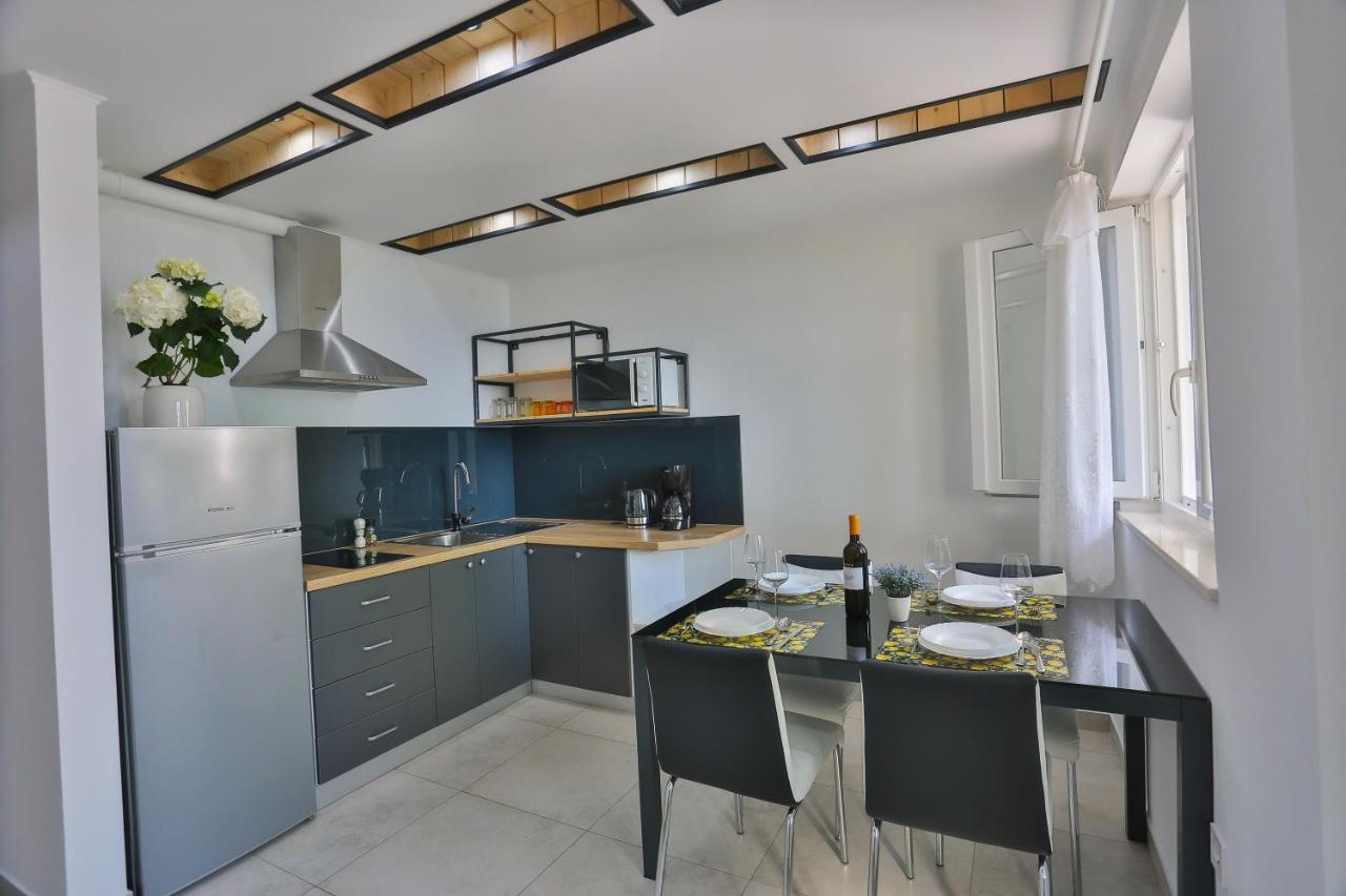 Guesthouse On The Beach Baska Voda Luaran gambar