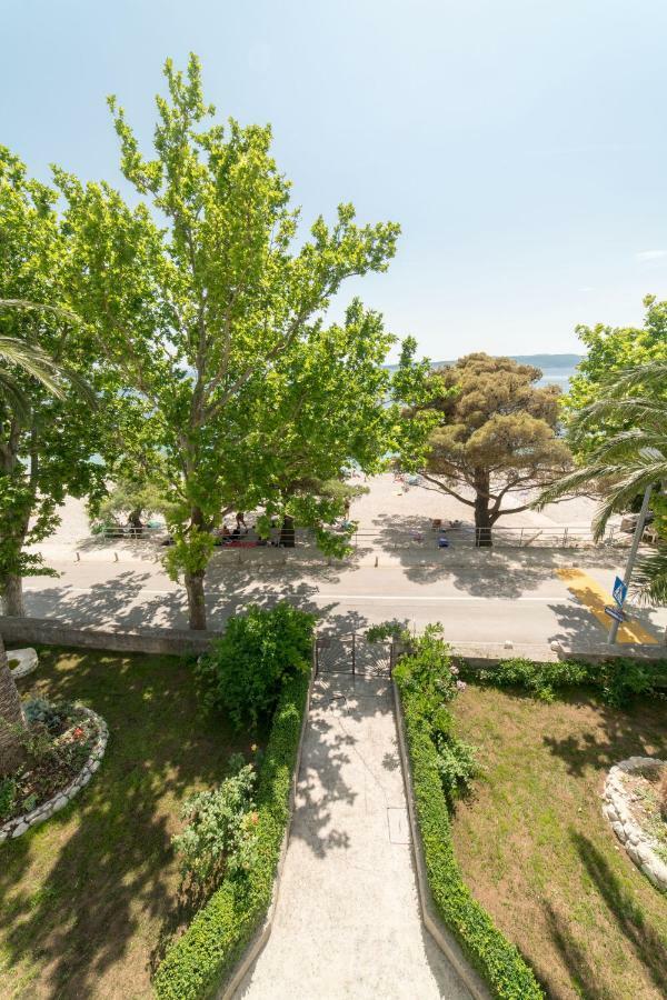 Guesthouse On The Beach Baska Voda Luaran gambar